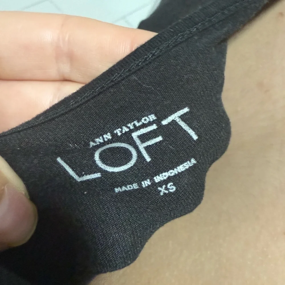 LOFT Black Ruffle Neck Tank Top - Picture 5 of 6